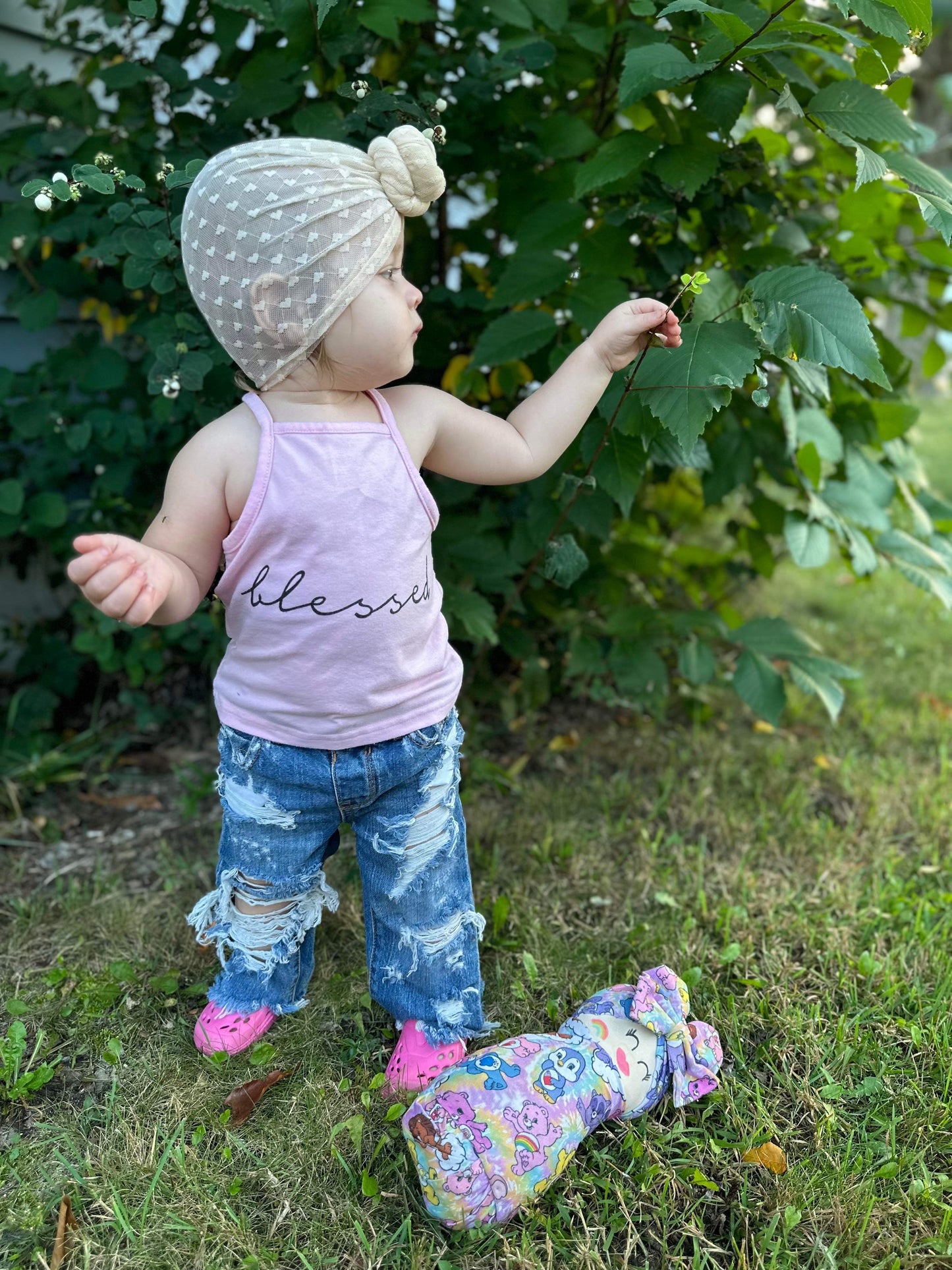 Oatmeal Cream Hearts Light & Airy Mesh Turban